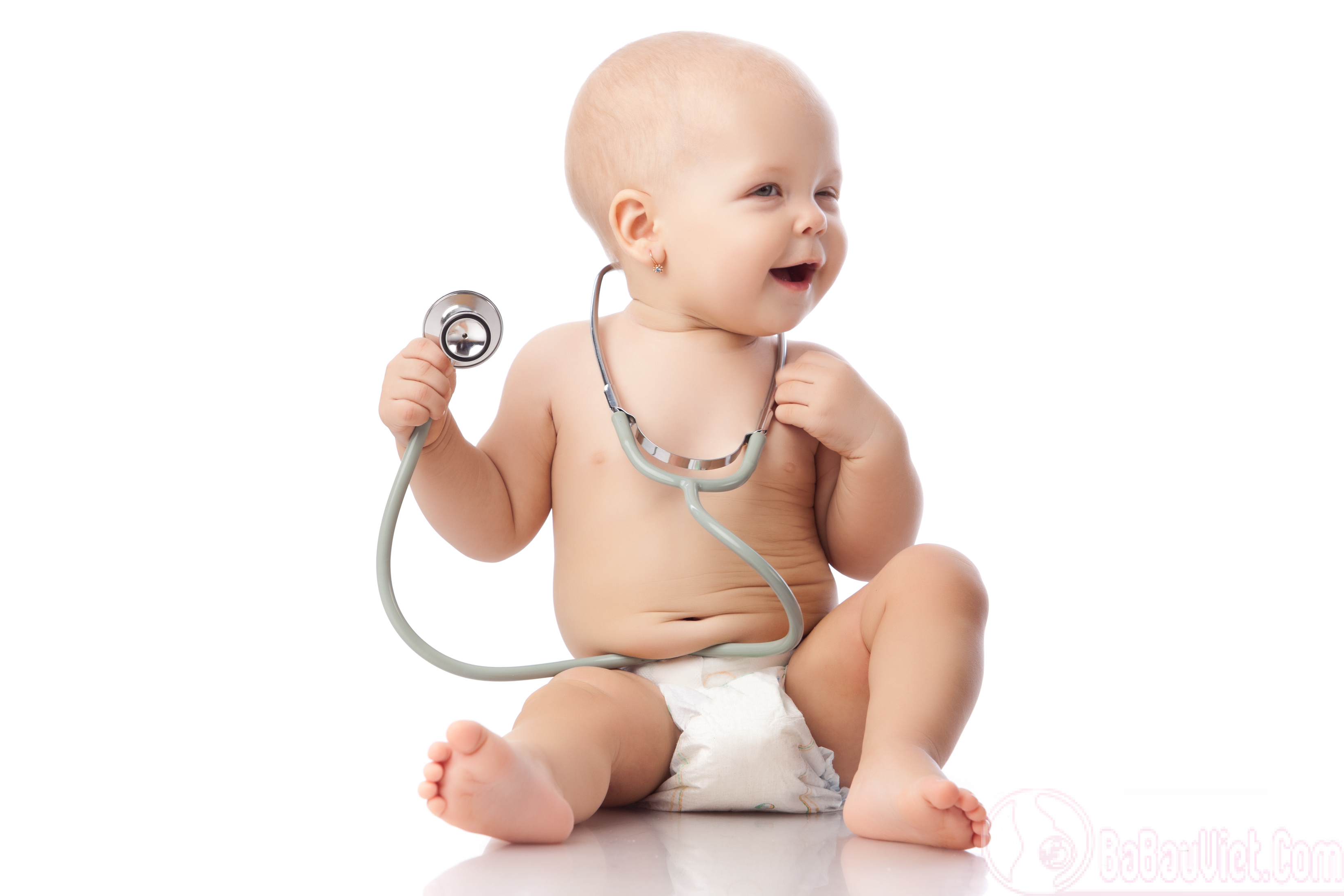 Những bệnh lý thường gặp ở trẻ sơ sinh và cách xử lý đúng cách!