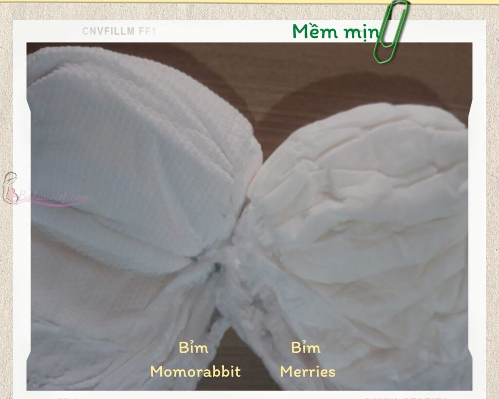 So sánh độ mềm mịn của bỉm Momo Rabbit và Merries